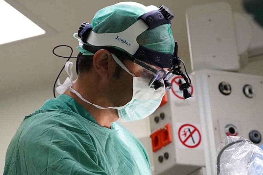 Doç. Dr. Erol Cansız Clinic